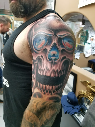 Tattoo Shop «Think Ink Tattoos», reviews and photos, 21626 Ventura Blvd, Woodland Hills, CA 91364, USA