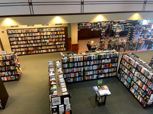Barnes & Noble image