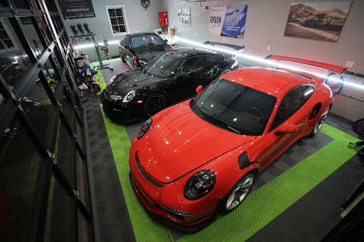 LC Detailgarage en Cliffside Park