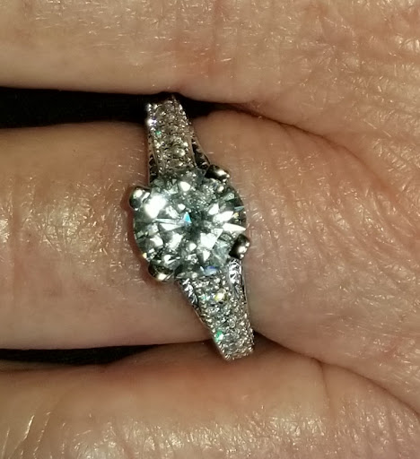 Jeweler «Old Northeast Jewelers», reviews and photos, 2223 N Westshore Blvd, Tampa, FL 33607, USA