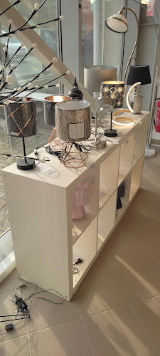 Comentarii opinii despre MENTAVILL Villamossági Szaküzlet