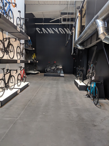 Canyon Bicycles USA image