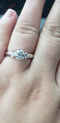 Jewelry Store «The Jewelry Exchange», reviews and photos, 3090 Courthouse Ln, Eagan, MN 55121, USA