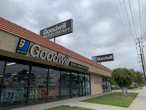 Thrift Store «Goodwill», reviews and photos