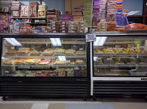 Grocery Store «INDU INDIAN GROCERY STORE (INDU CONVENIENT STORE)», reviews and photos, 4925 W Market St #1104, Greensboro, NC 27407, USA