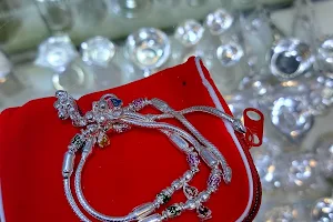 Dazzle Jewelry & Silver image