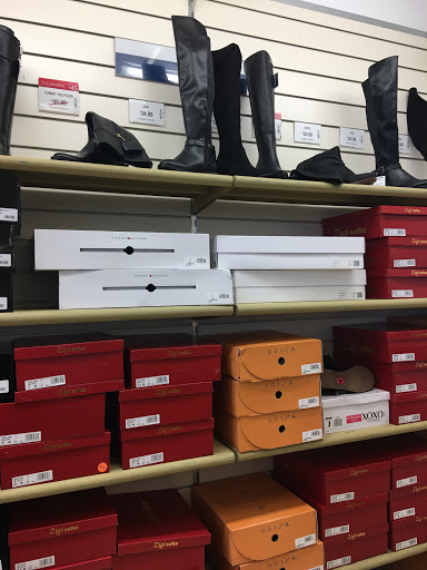 Department Store «Marshalls», reviews and photos, 5720 Lakewood Towne Center Blvd SW, Lakewood, WA 98499, USA