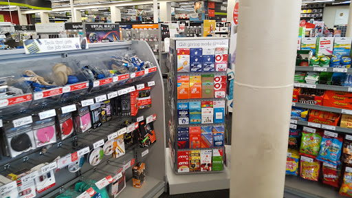 Office Supply Store «Staples», reviews and photos, 2120 SW 32nd Ave, Coral Gables, FL 33145, USA