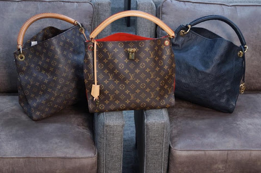 Pawn Shop «Braswell & Son Pawnbrokers», reviews and photos, 244 W Oak St, Conway, AR 72032, USA