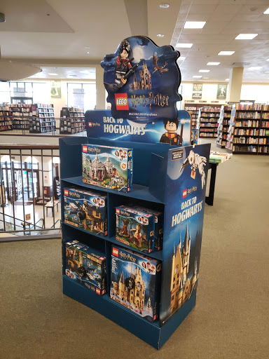 Book Store «Barnes & Noble Booksellers Ventura», reviews and photos, 4820 Telephone Rd, Ventura, CA 93003, USA