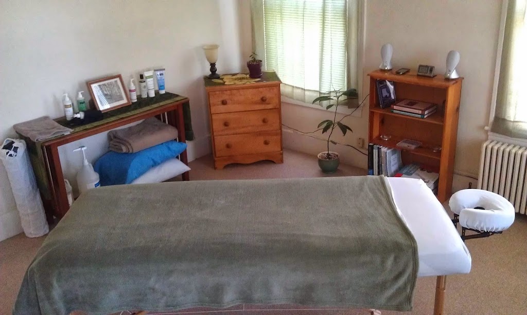 Blue Owl Bodyworks: Massage Therapy 04345