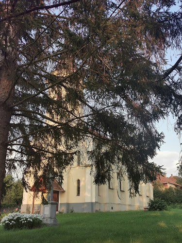 Szent Adalbert püspök plébánia - Templom