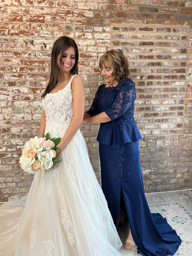 Bridal Shop «Normans Bridal», reviews and photos, 317 South Ave, Springfield, MO 65806, USA