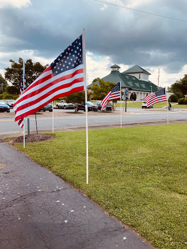 Funeral Home «Altmeyer Funeral Homes & Crematory - Southside Chapel», reviews and photos, 5792 Greenwich Rd, Virginia Beach, VA 23462, USA