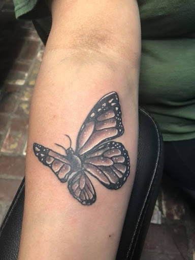 Tattoo Shop «Safe Voyage Tattoo», reviews and photos, 2648 S Range Ave, Denham Springs, LA 70726, USA