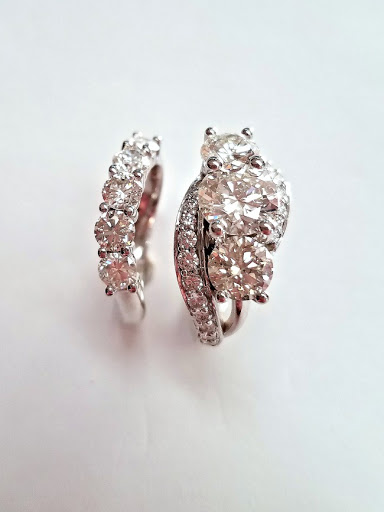 Jewelry Store «Kennington Jewelers», reviews and photos, 7799 N 1st St, Fresno, CA 93720, USA