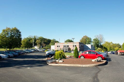 Used Car Dealer «Highline Imports LLC», reviews and photos, 805 W Canal St, Easton, PA 18042, USA