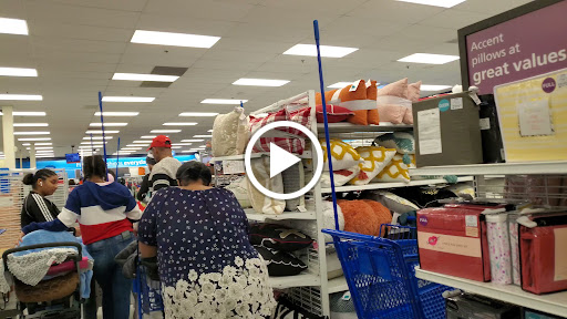 Clothing Store «Ross Dress for Less», reviews and photos, 926 Airport Center Rd, Allentown, PA 18109, USA