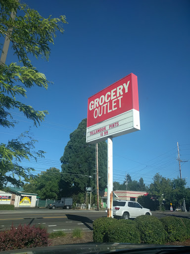 Grocery Store «Grocery Outlet Bargain Market», reviews and photos, 878 Molalla Ave, Oregon City, OR 97045, USA