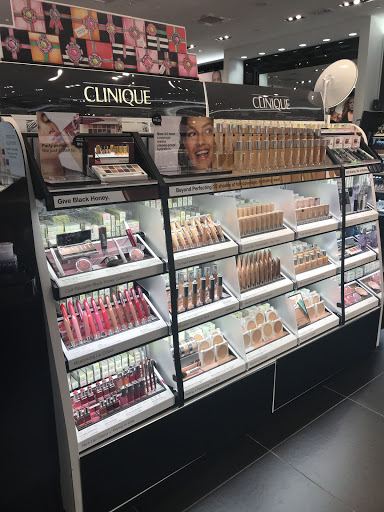 Cosmetics Store «Sephora», reviews and photos, 6500 Springfield Mall #22055, Springfield, VA 22150, USA