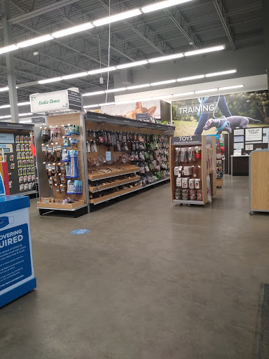 Pet Store «PetSmart», reviews and photos, 16001 Elmhurst Ln, Lakeville, MN 55044, USA