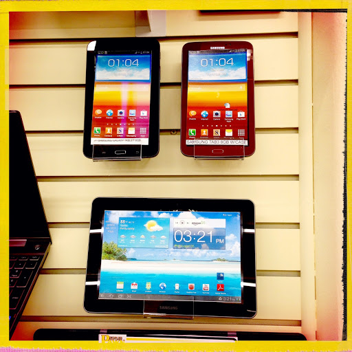 Pawn Shop «Peoples Pawn & Jewelry», reviews and photos, 2910 SW 30th Ave, Hallandale Beach, FL 33009, USA