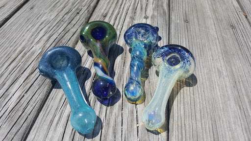 Tobacco Shop «Apparatus Smoke Shop», reviews and photos, 284 Cowesett Ave, West Warwick, RI 02893, USA