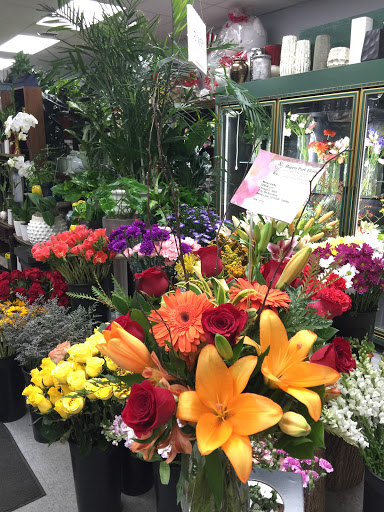 Florist «Rogers Park Florist», reviews and photos, 1415 W Morse Ave, Chicago, IL 60626, USA