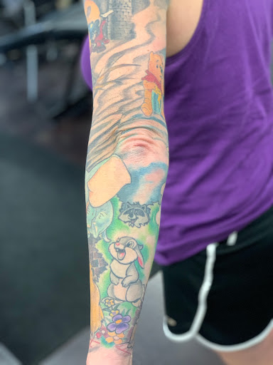 Tattoo Shop «Aloha Art Collective Tattoo», reviews and photos, 1740 Weir Dr #28, Woodbury, MN 55125, USA