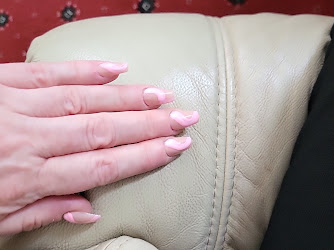 Bonbon's Nails And Beauty