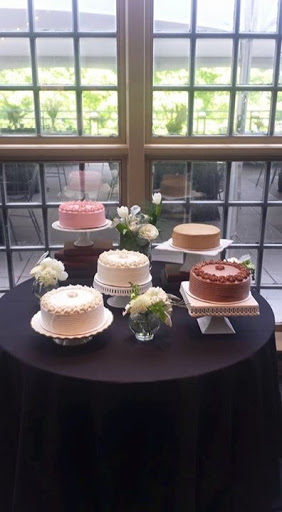 Dessert Shop «Frost Bake Shop Collierville», reviews and photos, 1016 W Poplar Ave #107, Collierville, TN 38017, USA