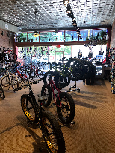 Bicycle Store «Xtreme Wheels Bike and Sport», reviews and photos, 33 S Main St, Council Bluffs, IA 51503, USA