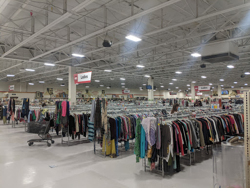 Thrift Store «ARC Thrift Stores», reviews and photos, 6791 W Colfax Ave, Denver, CO 80214, USA