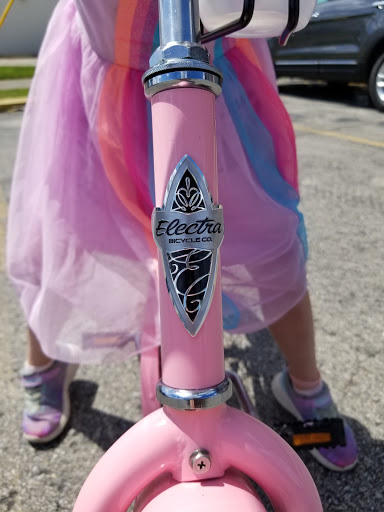 Bicycle Store «Matthews Bicycle Mart Inc», reviews and photos, 7272 Pendleton Pike, Indianapolis, IN 46226, USA