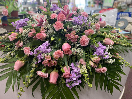 Florist «Mulberry Florist», reviews and photos, 811 N Mulberry St, Elizabethtown, KY 42701, USA
