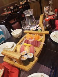 Plats et boissons du Restaurant de sushis Sushi Eiffel à Paris - n°11