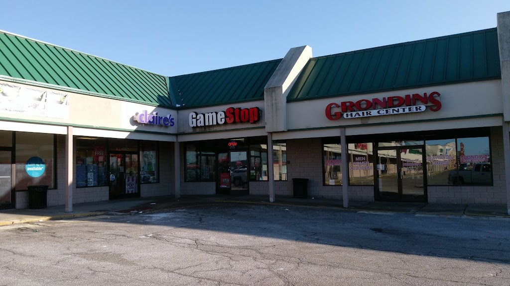 Grondin's Hair Center 48858