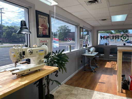Sewing machine repair service Dayton