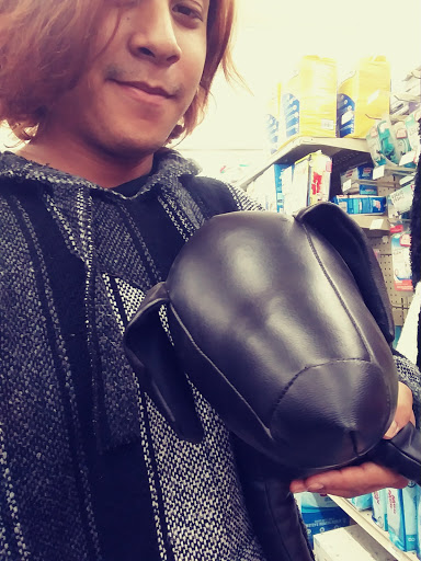 Pet Supply Store «Pets Plus», reviews and photos, 17440 Crenshaw Blvd, Torrance, CA 90504, USA