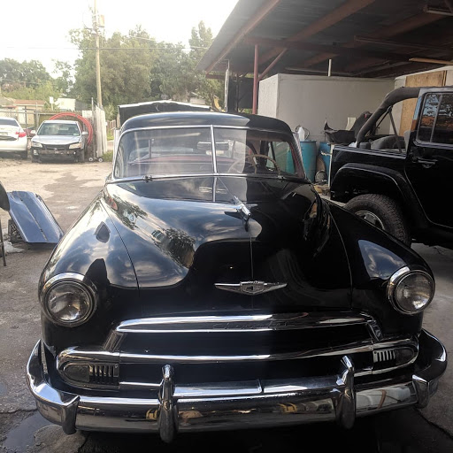 Auto Body Shop «MS Paint & Body Shop», reviews and photos, 3311 W Columbus Dr, Tampa, FL 33607, USA