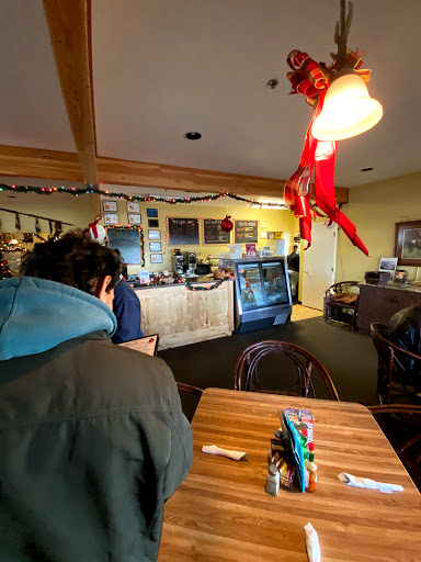 Cafe «The Good Harvest Cafe», reviews and photos, 575 US Hwy 101 S, Crescent City, CA 95531, USA