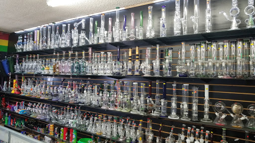 Tobacco Shop «Smokeyz Smoke Shop», reviews and photos, 410 Euclid St #7, Anaheim, CA 92802, USA