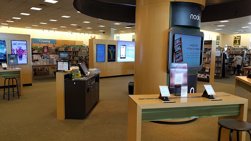 Book Store «Barnes & Noble», reviews and photos, 210 Andover St, Peabody, MA 01960, USA