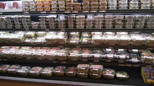 Grocery Store «Market Basket», reviews and photos, 170 Everett Ave, Chelsea, MA 02150, USA