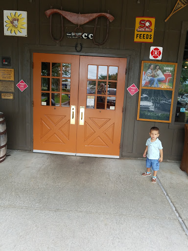 American Restaurant «Cracker Barrel Old Country Store», reviews and photos, 1520 E Hwy 50, Clermont, FL 34711, USA