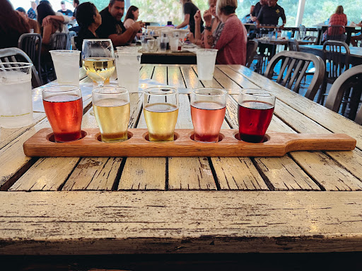 Winery «Keel and Curley Winery», reviews and photos, 5210 Thonotosassa Rd, Plant City, FL 33565, USA