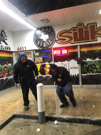 Tobacco Shop «Supernova Smoke Shop #1», reviews and photos, 4411 West Ave, San Antonio, TX 78213, USA