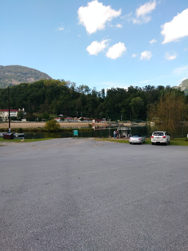 Liquor Store «ABC Liquor Store Lake Lure», reviews and photos, 2654 Memorial Hwy, Lake Lure, NC 28746, USA