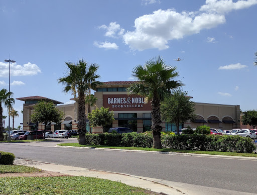 Book Store «Barnes & Noble Booksellers Palms Crossing», reviews and photos, 3300 W Frontage Rd #1100, McAllen, TX 78501, USA