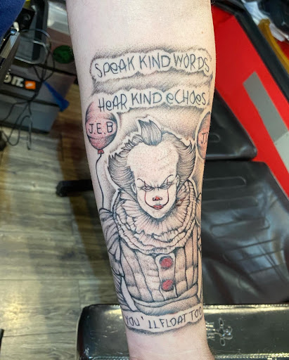 Explore wedding finger tattoo ideas, creative tattoo ideas in Lexington, available at LexInk Tattoo